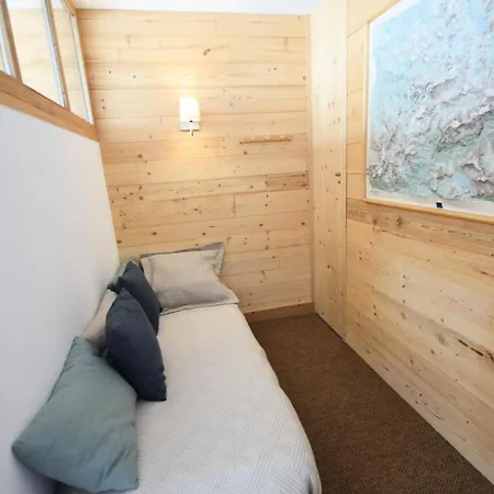 Le France - 2 Pieces 5 Pers - Le France - 833fr - Plagne Centre - Bon Confort Mae-5184 * La Plagne